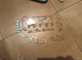 Nintendo Switch OLED Bianca + Custodia + 2 giochi