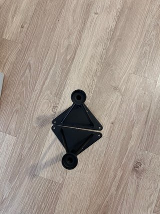 Juego 4 patas negras para muebles
