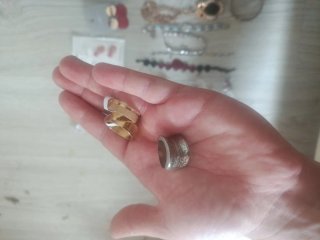 Lote de Gioielleria: Collane, Bracciali e Orologi