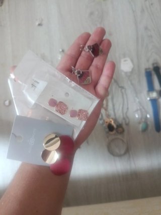 Lote de Gioielleria: Collane, Bracciali e Orologi