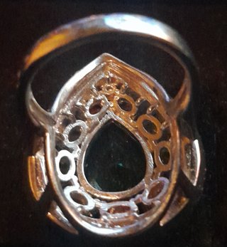 Anillo lágrima con piedras multicolo