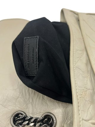 Bolso Saint Laurent Niki Gris