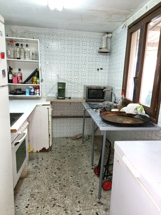 *LA PUEBLA DE ALFINDEN - VIVIENDA PARA REFORMAR -