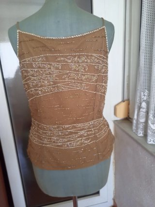 Blusa tirantes beige y dorada talla 42