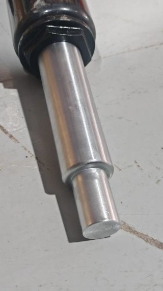 Pistón Hidráulico Elevador (Para revisar)