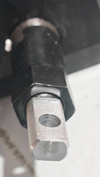Pistón Hidráulico Elevador (Para revisar)