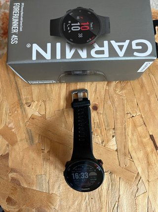 Reloj Garmin Forerunner 45S Negro/Gris