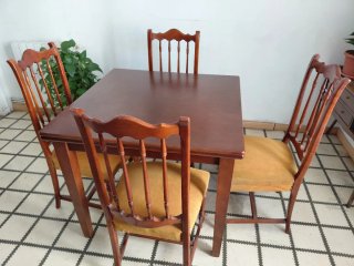 Mesa comedor extensible 90x90 a 180x90