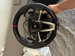 Volante y Pedales Thrustmaster PS4