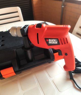 Taladro Percutor Black & Decker 500W + Maletín