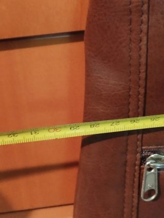 Bolso de piel marrón