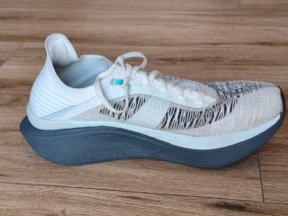 Saucony Endorphin Elite 2 Talla 44