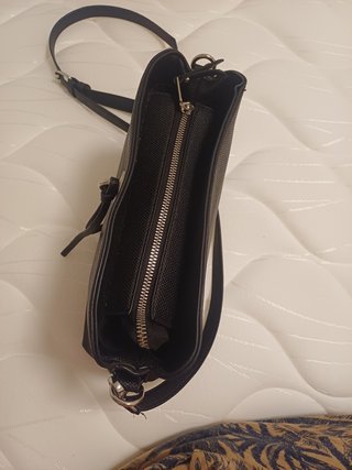 Bolso elegante negro seminuevo