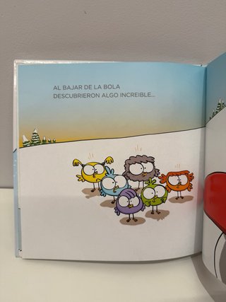 Los Pollitos Y La Gran Bola de Nieve