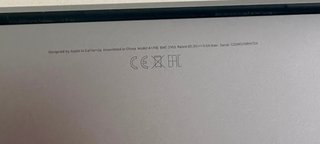 MacBook Pro 13" i5 8GB de memoria y 512GB