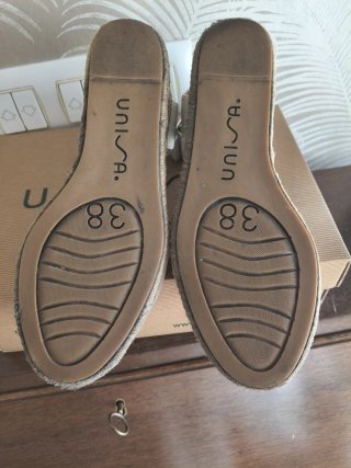 Sandalias cuña Unisa T.38 Blancas