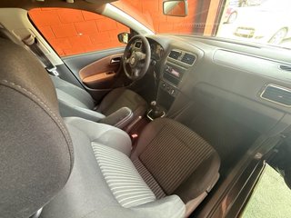 Volkswagen Polo 1.2i 5 puertas 5470€