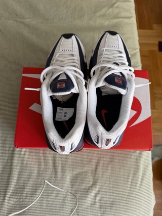 Nike Shox R4