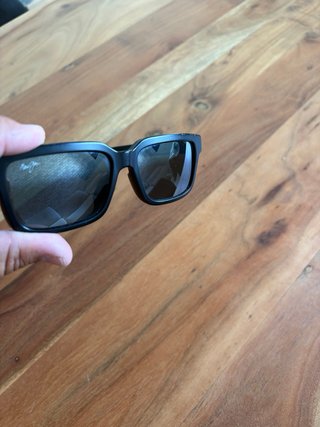 Gafas de sol Maui Jim negras y grises