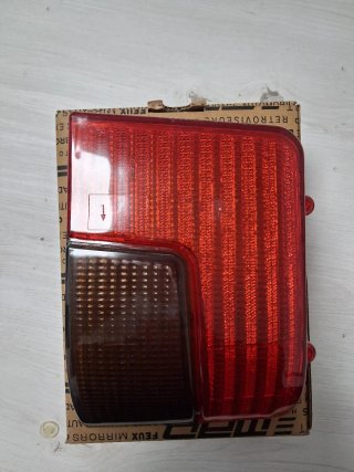 Tulipa trasera Peugeot 205 derecha