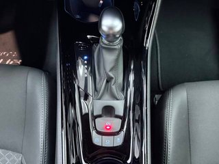 Toyota C-HR 1.8 125H Advance 90 kW (122 CV)