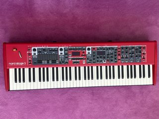 Nord Stage 3 76 Teclas