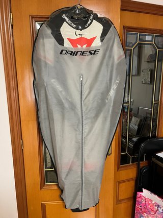 Mono Dainese Laguna Seca 4 Talla 48