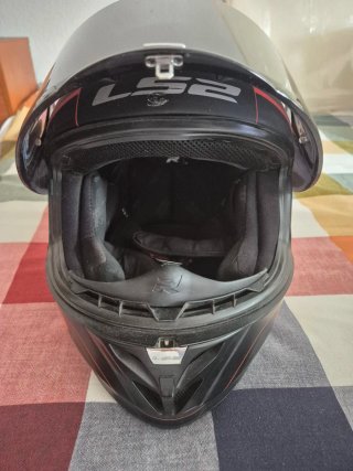 Casco LS2 Rojo y Negro