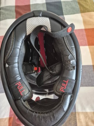 Casco LS2 Rojo y Negro