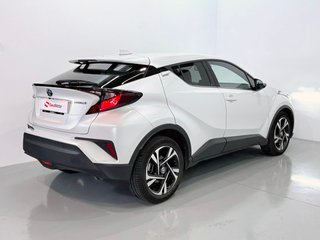 Toyota C-HR 1.8 125H Advance 90 kW (122 CV)