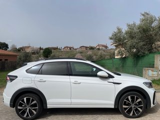Volkswagen Taigo R-LINE AUTOMATICO