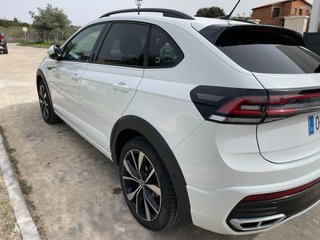 Volkswagen Taigo R-LINE AUTOMATICO