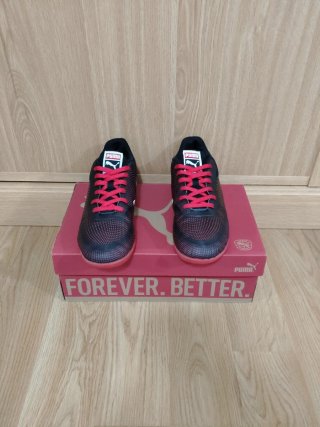 Zapatillas Puma Fútbol Negras Rojas