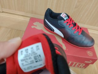 Zapatillas Puma Fútbol Negras Rojas