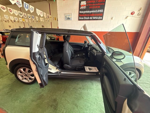 MINI Clubman 1.6D 2009 4470€ !!