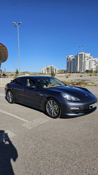 Porsche Panamera 2012