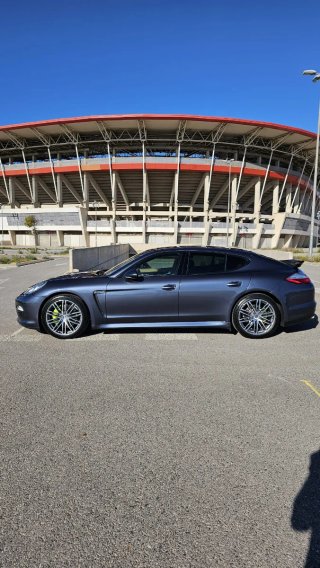 Porsche Panamera 2012
