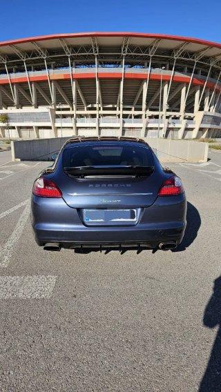 Porsche Panamera 2012