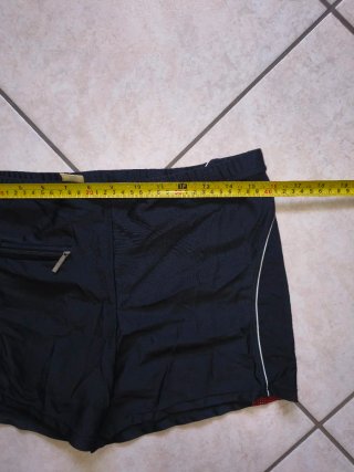 Costume da bagno uomo nero e rosso