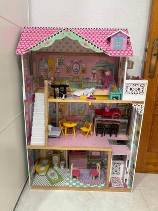 Casa de muñecas grande de madera