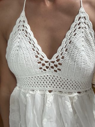 Blusa blanca crochet y encaje