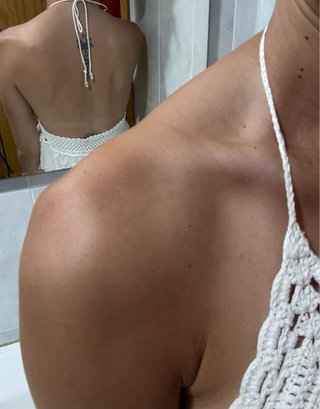Blusa blanca crochet y encaje