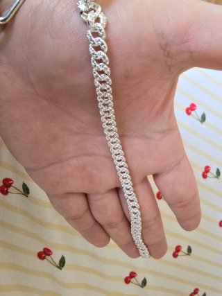 Pulsera de cadena cubana de pavé de pandora plata