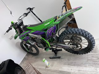 Kawasaki 450cc Motocross Verde/Morado