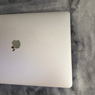 MacBook Pro 16 pollici