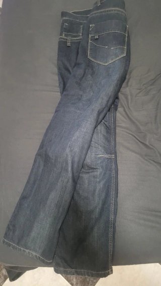 Pantalón vaquero moto con protecciones