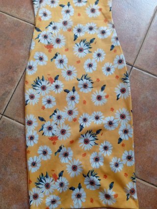 Vestido Zara floral amarillo talla S