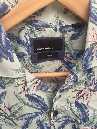 Camisa Hawaiana Estampada Talla L