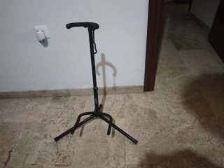 Soporte para guitarra negro