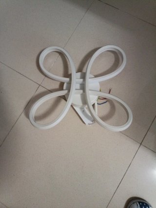 Lámpara LED de techo moderna